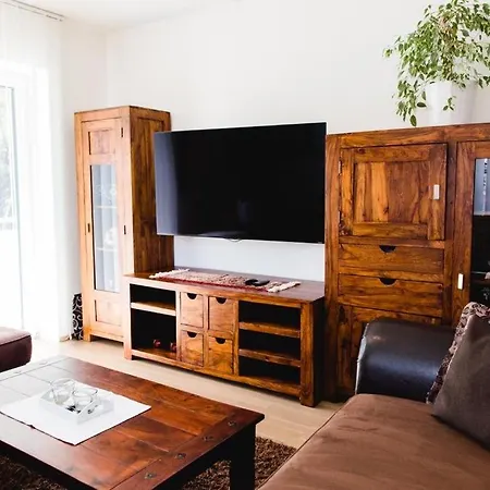 Haus Larchenau Apartment
